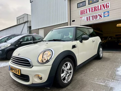 Mini Mini 1.6 One MINIMALIST Pepper | Cruise | Airco | 6 BAK