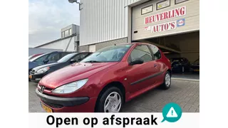 Peugeot 206 1.4 XR | Elektrische pakket | APK VERLOPEN
