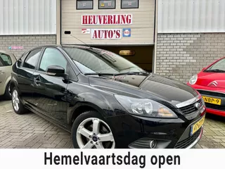 Ford Focus 2.0 Titanium | Cruise | Clima | PDC | LMV