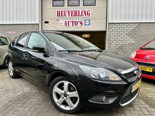 Ford Focus 2.0 Titanium | Cruise | Clima | PDC | LMV