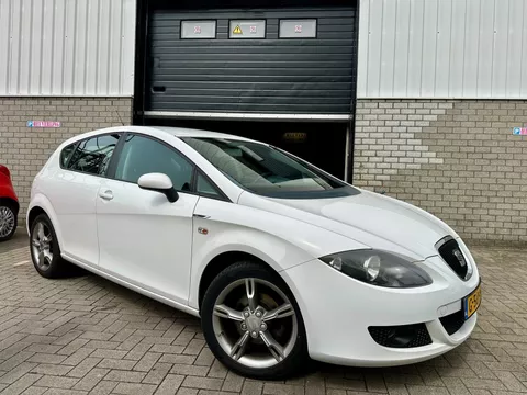 Seat Leon 1.6 Reference | Airco | PDC | Nieuwe APK