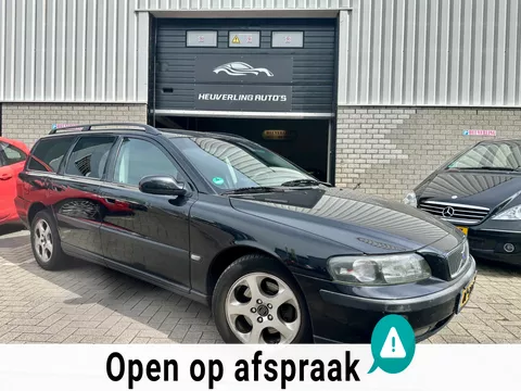 Volvo V70 2.4 Comfort Line | Automaat | Airco | Cruise | Trekhaak