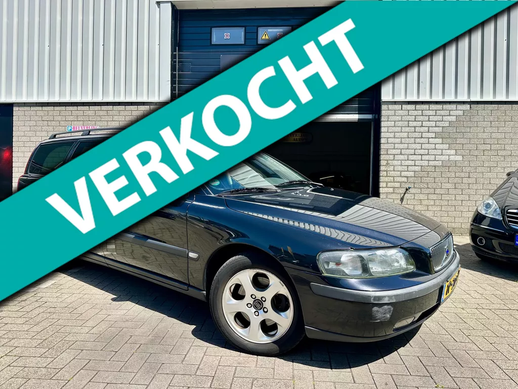 Volvo V70 2.4 Comfort Line | Automaat | Airco | Cruise | Trekhaak