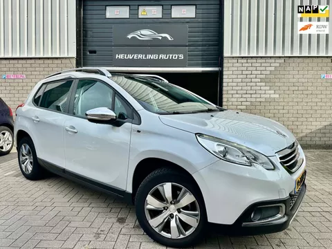 Peugeot 2008 1.2 PureTech Style | Cruise | Clima | Pano | PDC