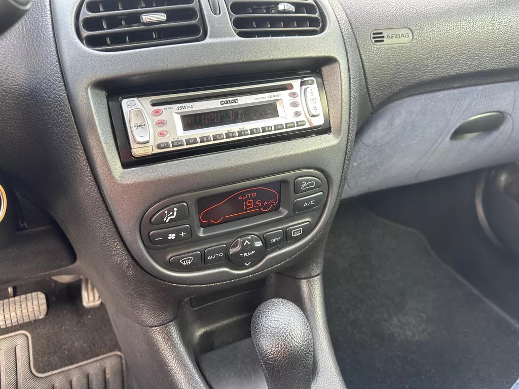 Peugeot 206 1.4 XT | Automaat | Clima | APK Peugeot 206 1.4 XT | Automaat | Clima | APK