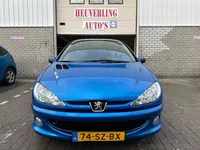 Peugeot 206 1.4-16V Air-line 3 | Airco | Lees tekst Foto