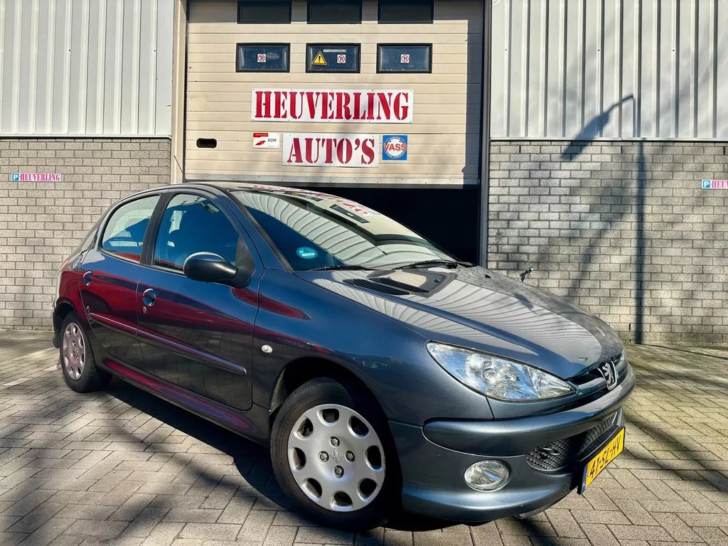 Peugeot 206 1.4 Air-line 3 | Airco | Nieuwe APK