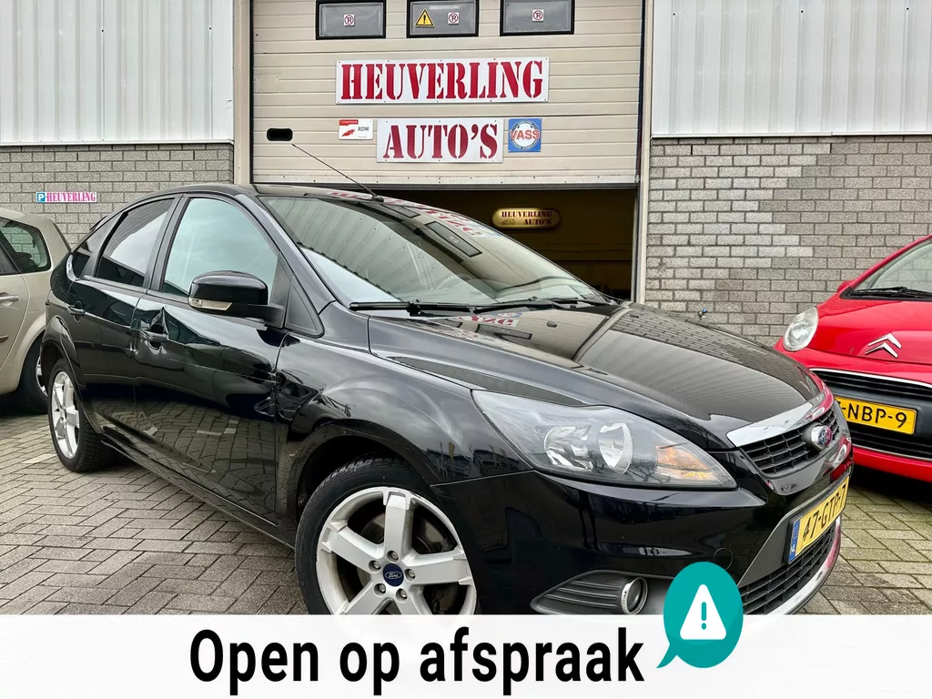 Ford Focus 2.0 Titanium | Cruise | Clima | PDC | LMV