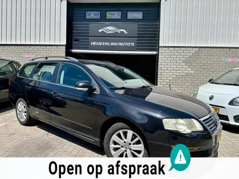 Volkswagen Passat Variant 2.0 FSI Trendline Business | APK | Airco | Cruise