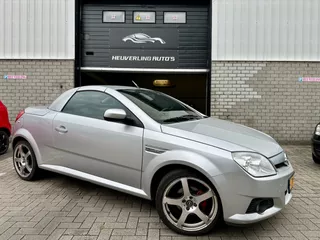 Opel Tigra TwinTop 1.8 - 16V Sport | Airco | LMV | Cabrio