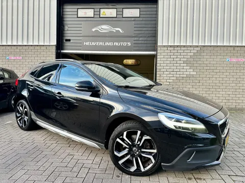 Volvo V40 Cross Country 2.0 T3 Summum | Navi | Leder | PDC | Clima